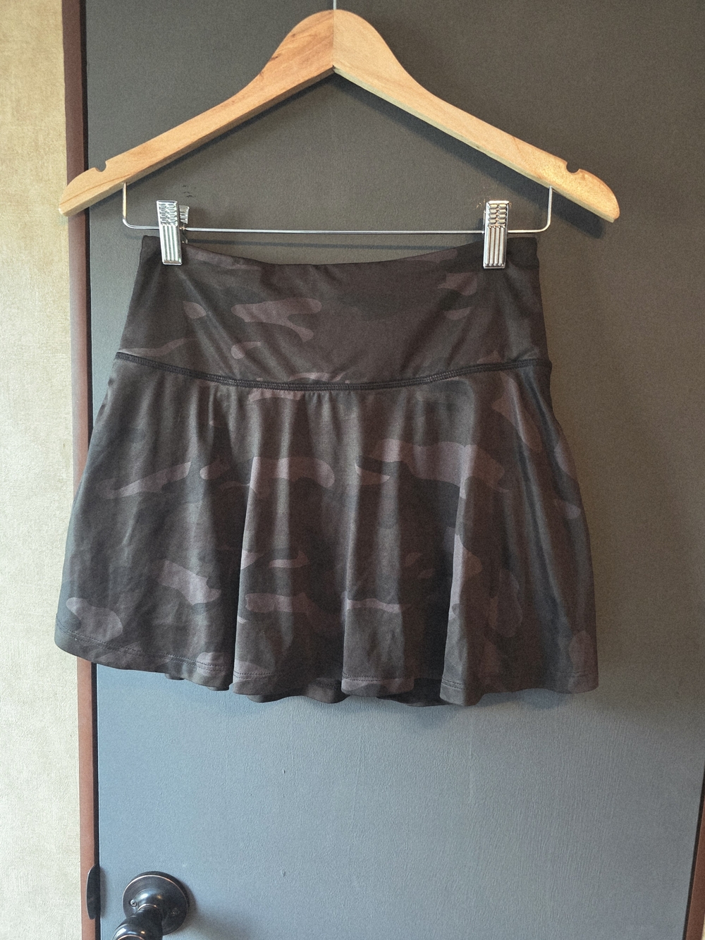 Women's Camo Flared Skater Skirt With Pockets